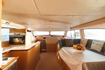 Yachtcharter Kone45 12