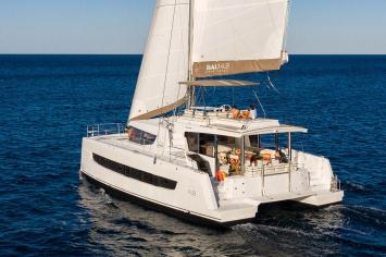 Yachtcharter Bali4 5