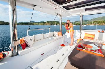 Yachtcharter Bali4 8