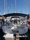 Yachtcharter Kroatien Oceanis 35.1