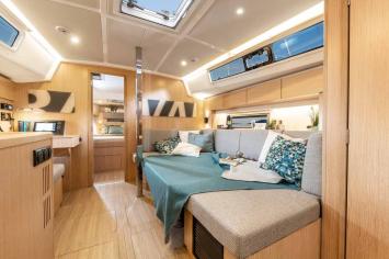 Yachtcharter BavariaC42 20