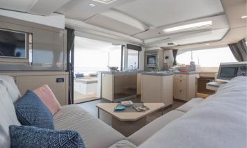 Yachtcharter FountainePajotTanna47Maestro 3cab 4