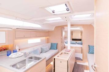 Yachtcharter DUFOUR37 7