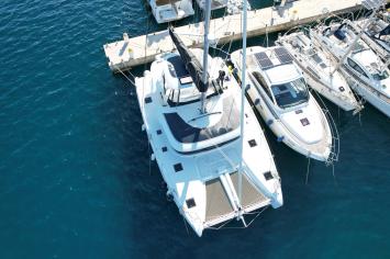 Yachtcharter Lagoon46 31cabOW 1