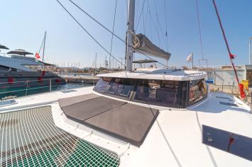 Yachtcharter 37772871484701909__dsc8390_aifos_fountaine pajot_isla 40_istion yachting_l