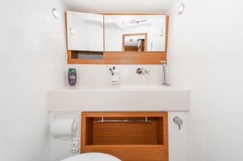 Yachtcharter Dufour470 First Secret 4