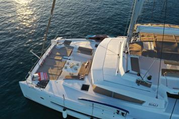 Yachtcharter Bali5 CREWED