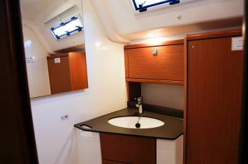 Yachtcharter BavariaCruiser51 ECONOMY 10