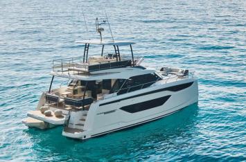 Yachtcharter PrestigeM48 31cab