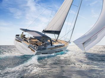 Yachtcharter Hanse590 6