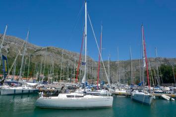 Yachtcharter SunOdyssey33i 4