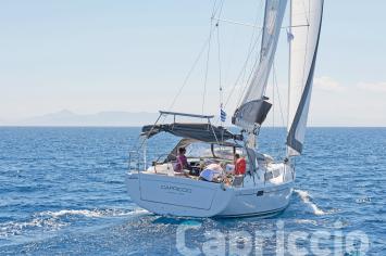 Yachtcharter Hanse385 10