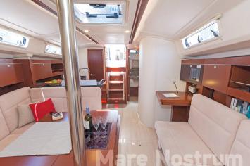 Yachtcharter Hanse385 17