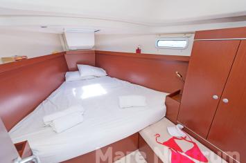 Yachtcharter Hanse385 20