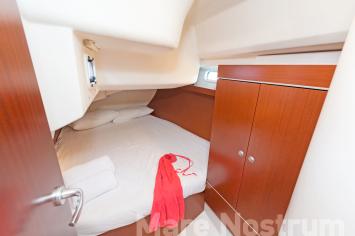 Yachtcharter Hanse385 22