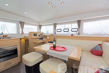 Yachtcharter Lagoon39 17