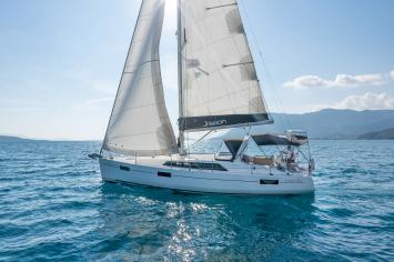 Yachtcharter Oceanis41 3