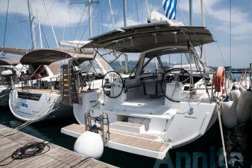 Yachtcharter Oceanis48 5Cab 15