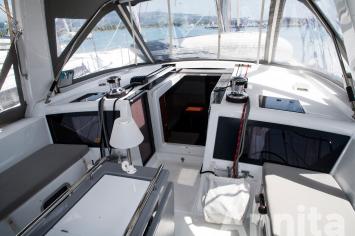 Yachtcharter Oceanis48 5Cab 16