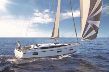 Yachtcharter BavariaC42 5