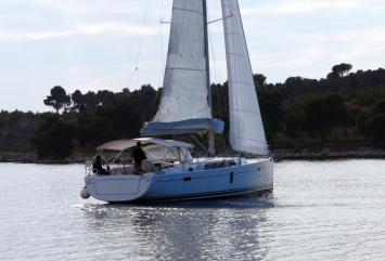 Yachtcharter Hanse445 4