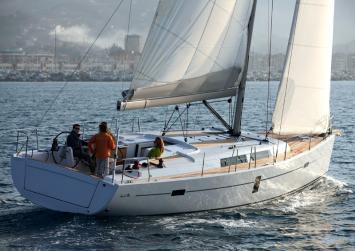 Yachtcharter Hanse445 7
