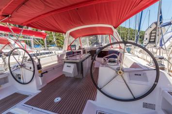 Yachtcharter Oceanis48 5Cab 3