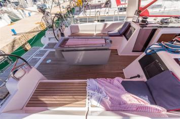 Yachtcharter Oceanis48 5Cab 6