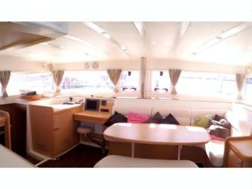 Yachtcharter Lagoon421 3