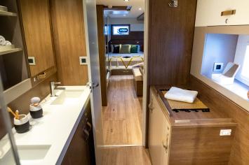 Yachtcharter Bali4 10