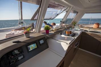 Yachtcharter BaliCatspace 8