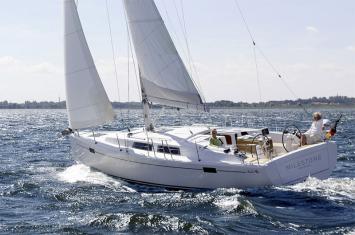 Yachtcharter Hanse385