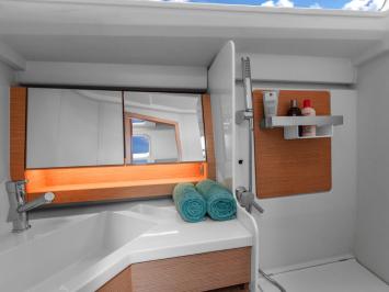 Yachtcharter Hanse388 13