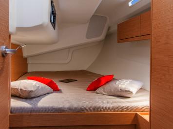 Yachtcharter Hanse418 15