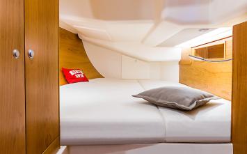 Yachtcharter Hanse455 15