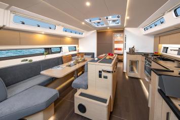 Yachtcharter Hanse510 51cab 7
