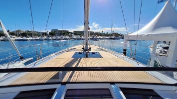 Yachtcharter Hanse590 13