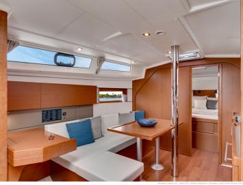 Yachtcharter Oceanis38 8