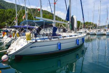 Yachtcharter Bavaria42