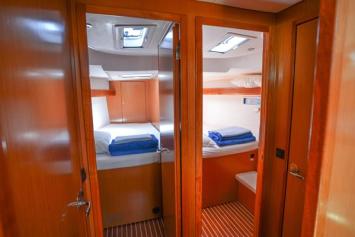Yachtcharter BavariaCruiser45 10