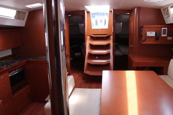 Yachtcharter Oceanis48 5Cab 12