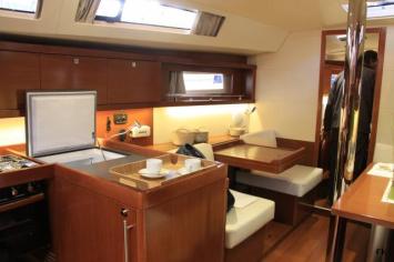 Yachtcharter Oceanis41 12