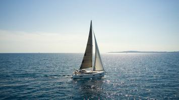 Yachtcharter BavariaC38 3