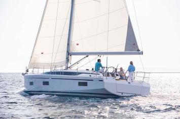 Yachtcharter BavariaC42 4