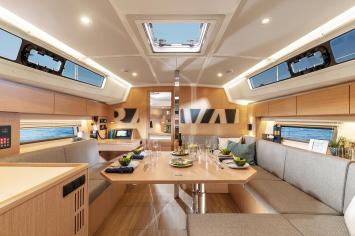Yachtcharter BavariaC42 6