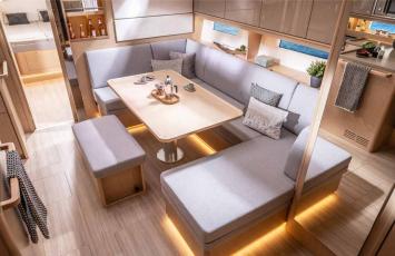 Yachtcharter BavariaC46 8