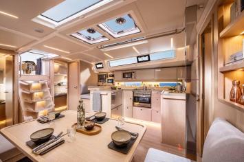 Yachtcharter BavariaC46 9
