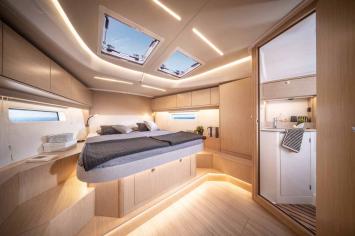 Yachtcharter BavariaC46 11