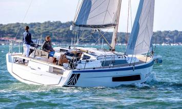 Yachtcharter DUFOUR37