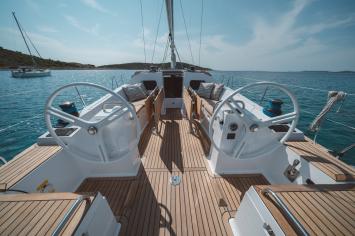 Yachtcharter ElanImpression45 7